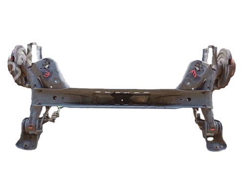 Puente trasero AUDI Q2 (GAB, GAG) 1.6 TDI (115 hp) 31088577