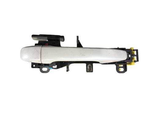 Used Front right exterior door handle TOYOTA VERSO (_R2_) 1.6 D4-D (WAR20_) (112 hp) 18160263