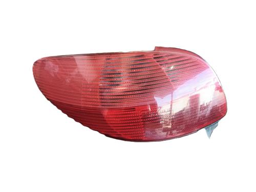 Used Left taillight PEUGEOT 206 Hatchback (2A/C) 1.9 D (69 hp) 29239225