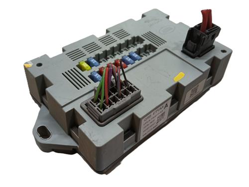 Used Fuse box Fuse box LAND ROVER RANGE ROVER SPORT II (L494) 4.4 SDV8 4x4 (340 hp) 34648212 34648212
