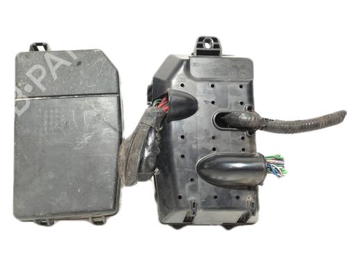 Fuse box FORD MONDEO III (B5Y)  | BP5383831E1 