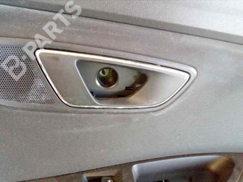 Used Rear right interior door handle Rear right interior door handle SEAT LEON (5F1) 1.6 TDI (105 hp) 5380448 5380448
