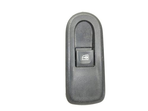 Used Right rear window switch Right rear window switch DACIA DUSTER (HS_) 1.2 TCe 125 (125 hp) 7647781 7647781