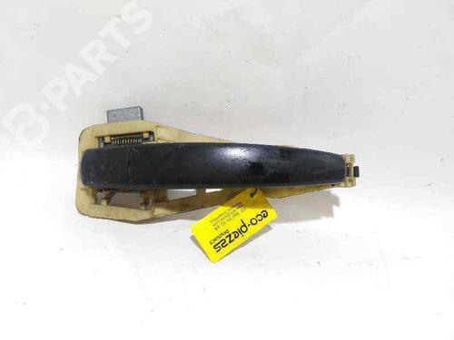 Used Front right exterior door handle Front right exterior door handle OPEL VECTRA C (Z02) 2.0 DTI 16V (F69) (101 hp) 5858522 5858522