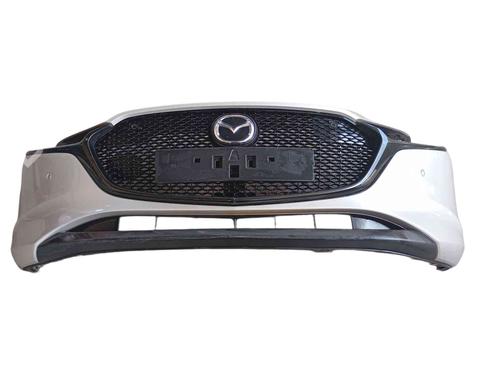 Foran støtfanger Foran støtfanger MAZDA 3 Hatchback (BP) 2.0 SKYACTIV-G (BP5H, BP6H) (150 hp) 36453327 36453327