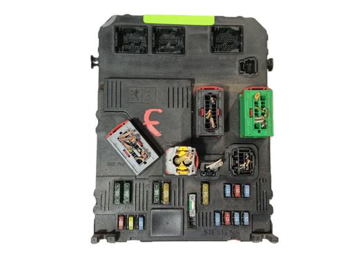 fuse-box-peugeot-407-6d_-2004-2005-2006-2007-2008-2009-2010-2011-31947244 main image