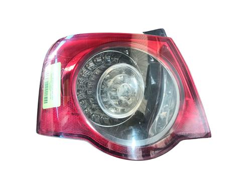 Venstre baglygte VW PASSAT B6 (3C2) 2.0 TDI 16V (140 hp) 30830240