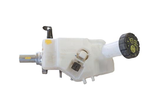 Used Brake master cylinder Brake master cylinder RENAULT CAPTUR II (HF_) TCe 140 (HFN0) (140 hp) 34053285 34053285