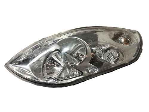 Used Left headlight Left headlight RENAULT MASTER III Bus (JV) 2.3 dCi 125 FWD (JV0C, JV0D, JV0H, JV0G, JV0J) (125 hp) 32207381 32207381