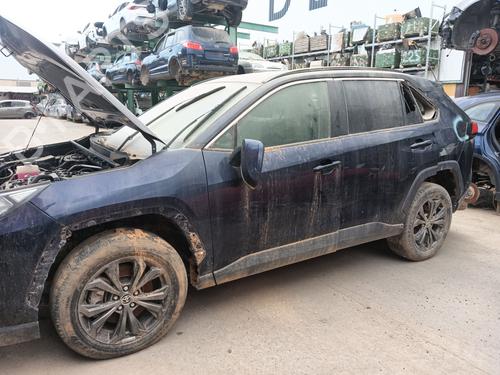 Armrest / Center console TOYOTA RAV 4 V (_A5_, _H5_) 2.5 Hybrid AWD (AXAH54) | BP32502683I20 