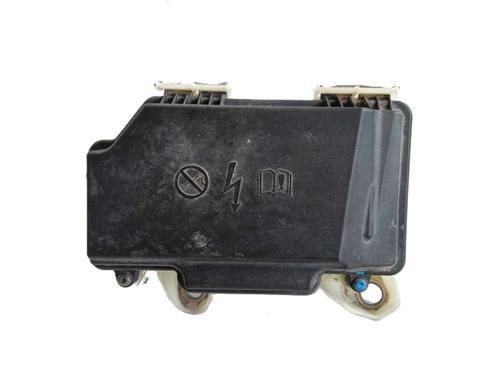 Used Fuse box Fuse box MERCEDES-BENZ C-CLASS (W205) C 180 BlueTEC / d (205.036) (116 hp) 40097278 40097278