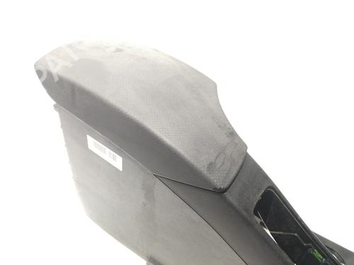 Armrest / Center console SEAT TOLEDO III (5P2) 1.9 TDI | BP7566567I20 