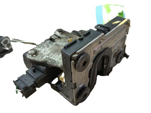 rear-left-lock-dacia-duster-hs_-2010-2011-2012-2013-2014-2015-2016-2017-2018-34647733 main image