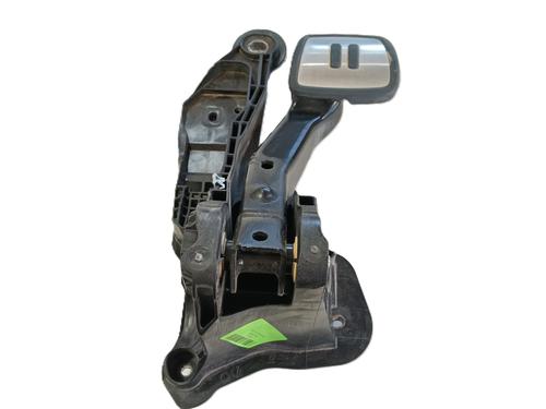 break-pedal-vw-id4-e21-2020-34633410 main image