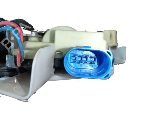 Front left lock VW POLO IV (9N_, 9A_) 1.4 16V | BP29888306C98