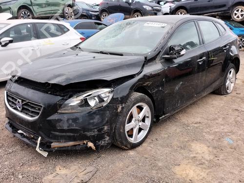 Brugte VOLVO V40 Hatchback (525) D2 (120 hp) 4425852