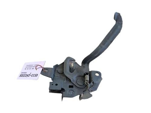 hood-lock-toyota-verso-_r2_-2009-2010-2011-2012-2013-2014-2015-2016-2017-2018-37265833 main image
