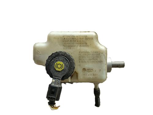 Brake master cylinder SEAT ALTEA (5P1) 1.4 TSI | BP22755695M77 