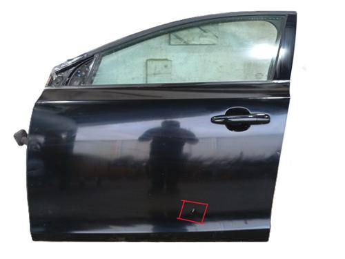 Dør venstre fortil VOLVO V40 Hatchback (525) D2 (120 hp) 32743151