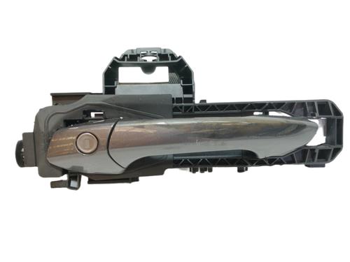 Used Front left exterior door handle MERCEDES-BENZ GLA-CLASS (X156) GLA 180 (156.942) (122 hp) 13042928