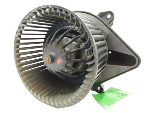 Used Heater blower motor PEUGEOT 406 (8B) [1995-2005]  7526004