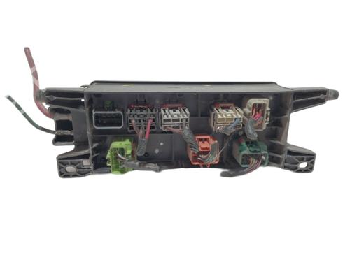 Used Fuse box CHRYSLER VOYAGER / GRAND VOYAGER III (GS_, NS_) [1995-2001]  11222031