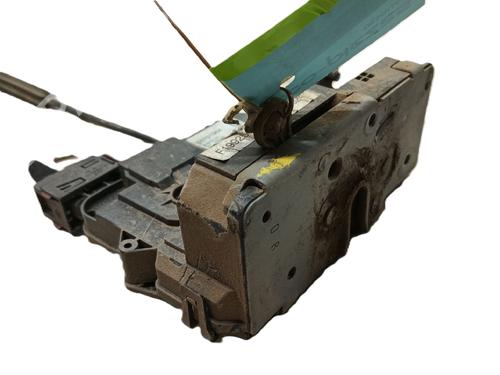 Serrure avant droite FIAT GRANDE PUNTO (199_) 1.3 D Multijet (75 hp) 31904791