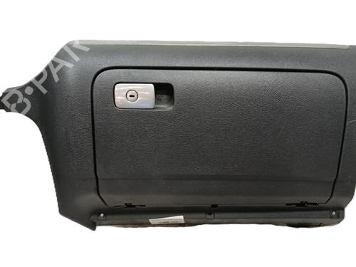 Used Glove box VW GOLF V (1K1) 2.0 TDI (170 hp) 19072032