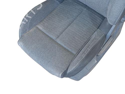 Left front seat CITROËN C4 II (NC_) 1.6 BlueHDi 100 | BP31885657C15