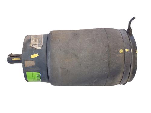 Used Left rear shock absorber Left rear shock absorber LAND ROVER RANGE ROVER SPORT II (L494) 4.4 SDV8 4x4 (340 hp) 34648226 34648226