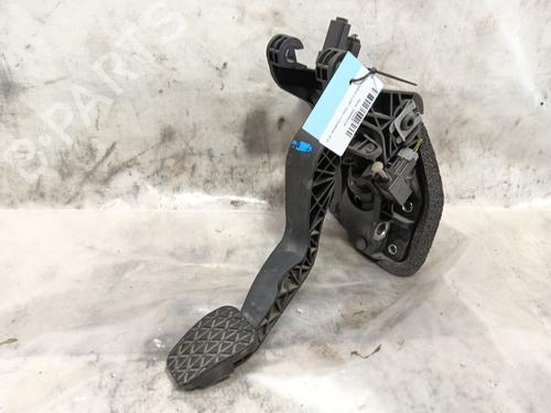 Used Clutch pedal FORD FIESTA VI (CB1, CCN) 1.0 EcoBoost (100 hp) 19182480
