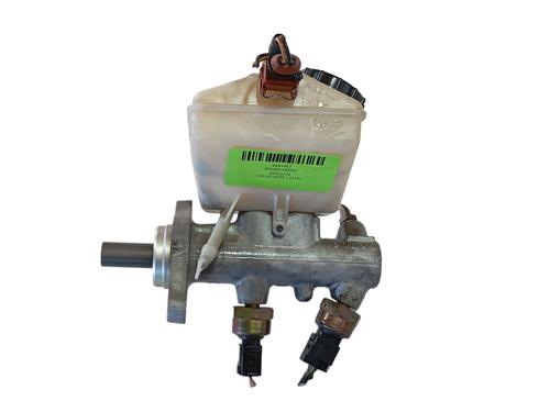 brake-master-cylinder-volvo-xc90-i-275-2002-2003-2004-2005-2006-2007-2008-2009-2010-2011-2012-2013-2014-2015-31961127 main image
