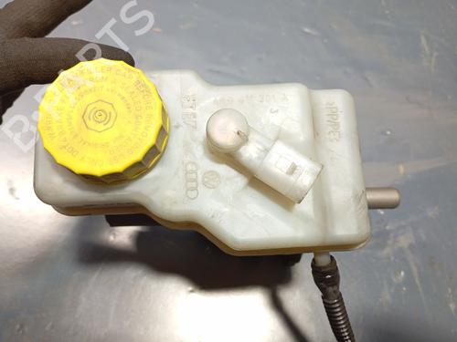 Brake master cylinder VW POLO V (6R1, 6C1) 1.4 TDI | BP19922141M77 