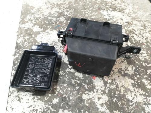 Fuse box JAGUAR XE (X760) 2.0 D | BP39564245E1 - Image 2