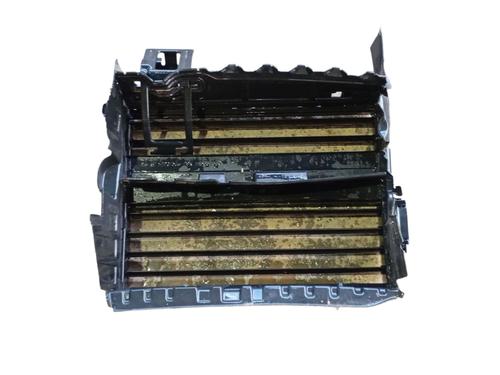 Grille PEUGEOT 2008 II (UD_, US_, UY_, UJ_, UR_, UC_) 1.2 PureTech 100 (USHNK) | BP29568106C40 