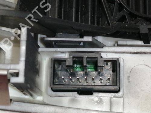 Switch LAND ROVER RANGE ROVER SPORT I (L320) 3.6 D 4x4 | BP8328435I30