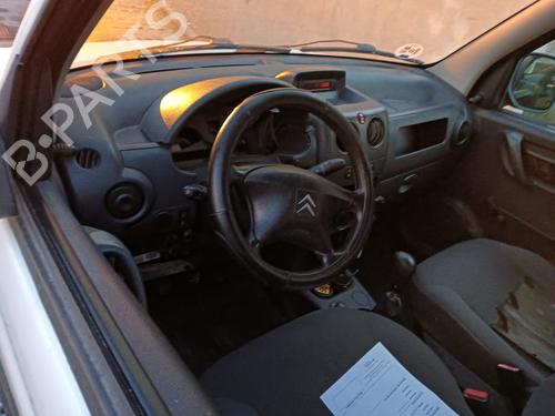 Fuse box CITROËN BERLINGO / BERLINGO FIRST MPV (MF_, GJK_, GFK_) 1.6 HDI 75 (MF9HW, GJ9HWC, GF9HWC, GN9HWC) | BP30100465E1