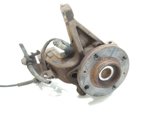 Used Left front steering knuckle PEUGEOT 306 Hatchback (7A, 7C, N3, N5) [1993-2003]  8134695