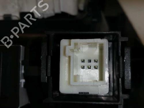 Interior roof light PEUGEOT 3008 II SUV (MC_, MR_, MJ_, M4_) 1.6 THP 165 (M45GYW, M45GZW, M45GYV) | BP7407748I8