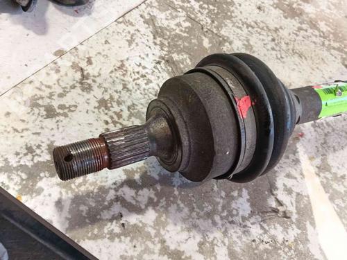 Used Right front driveshaft Right front driveshaft 36833017 36833017