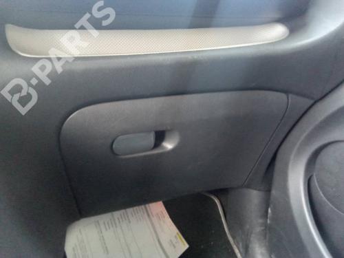 glove-box-citroen-c3-picasso-sh_-16-hdi-2008-9949971 main image
