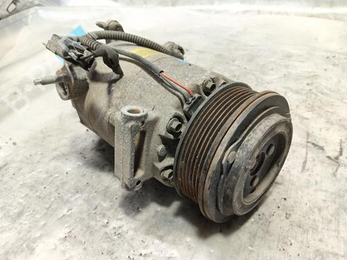 Used AC compressor FORD FIESTA VI (CB1, CCN) [2008-2017]  17677246