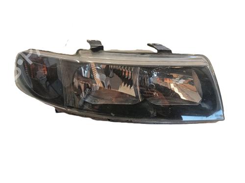 Used Right headlight Right headlight SEAT LEON (1M1) 1.6 16 V (105 hp) 33984118 33984118
