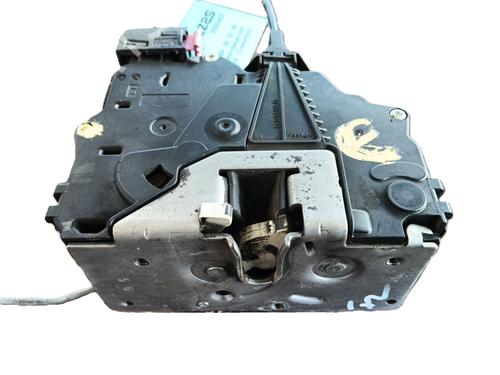 Front left lock OPEL CORSA D (S07) 1.3 CDTI (L08, L68) | BP30109065C98