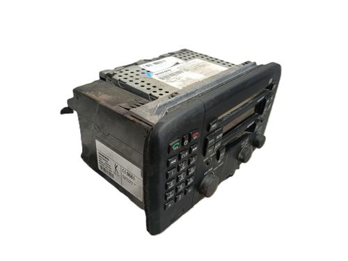 Used Radio VOLVO S80 I (184) D5 (163 hp) 17592314