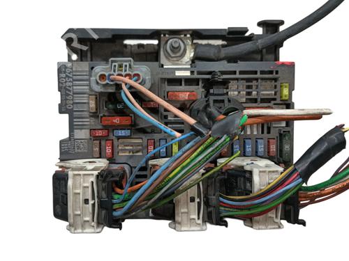 Fuse box PEUGEOT 3008 I MPV (0U_) 1.6 VTi | BP29627318E1 