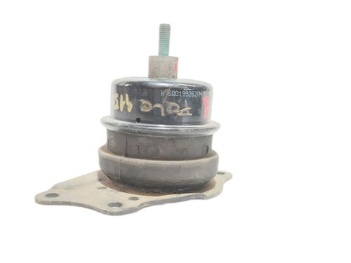 Used Engine mount VW POLO (9N_, 9A_) 1.4 16V (75 hp) 10281434