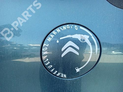 fuel-flap-citroen-c4-picasso-ii-16-hdi-90-2013-10163603 main image