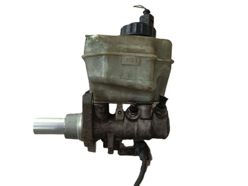 Used Brake master cylinder VW PASSAT B6 (3C2) 2.0 TDI 16V (140 hp) 31044387