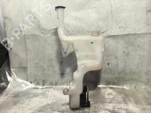 Used Windscreen washer tank FORD FIESTA VI (CB1, CCN) [2008-2017]  17615120